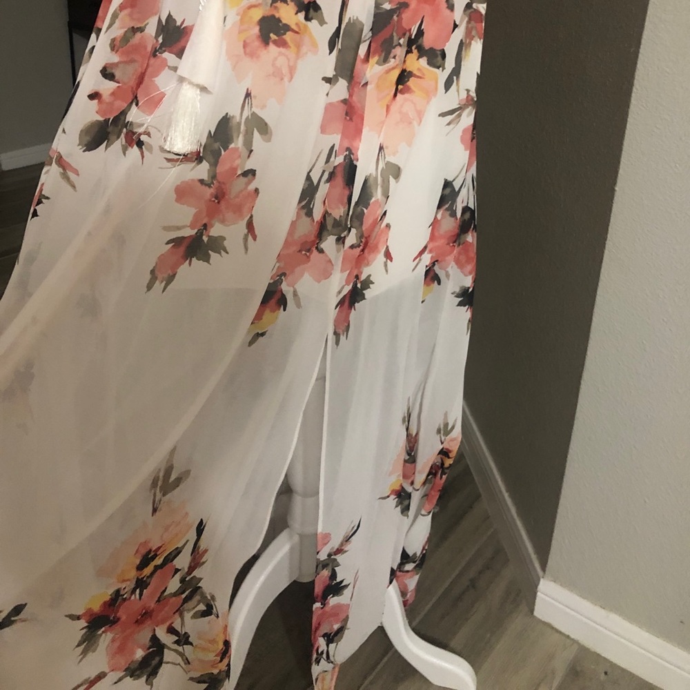 COPY - White House Black Market floral maxi dress small - Picture 3 of 8